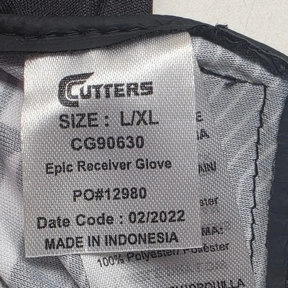 Cutters‎ Epic Receiver Football Gloves Youth L/XL Black White CG90630 Grip Gear